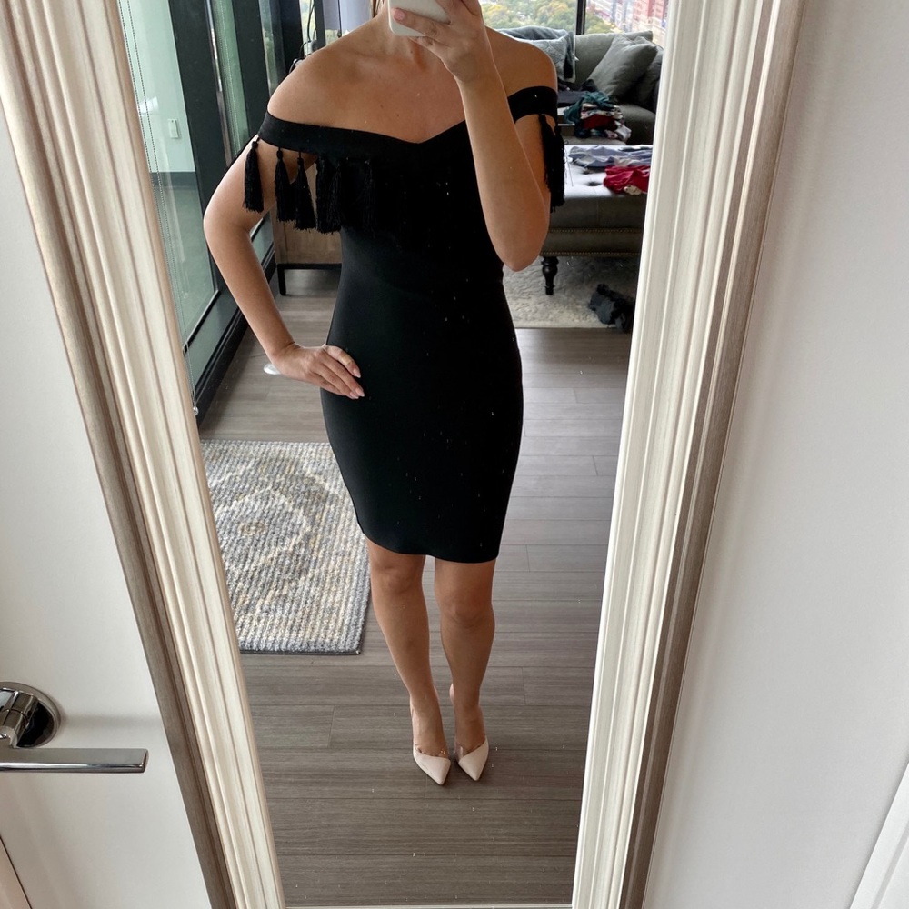 Black mini dress with fringe detail - Picture 3 of 3